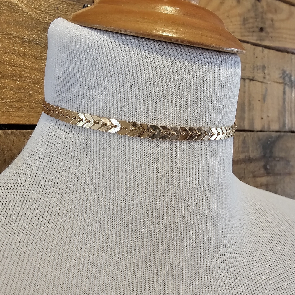 Goldtone Chevron Choker Necklace - Picture 3 of 4